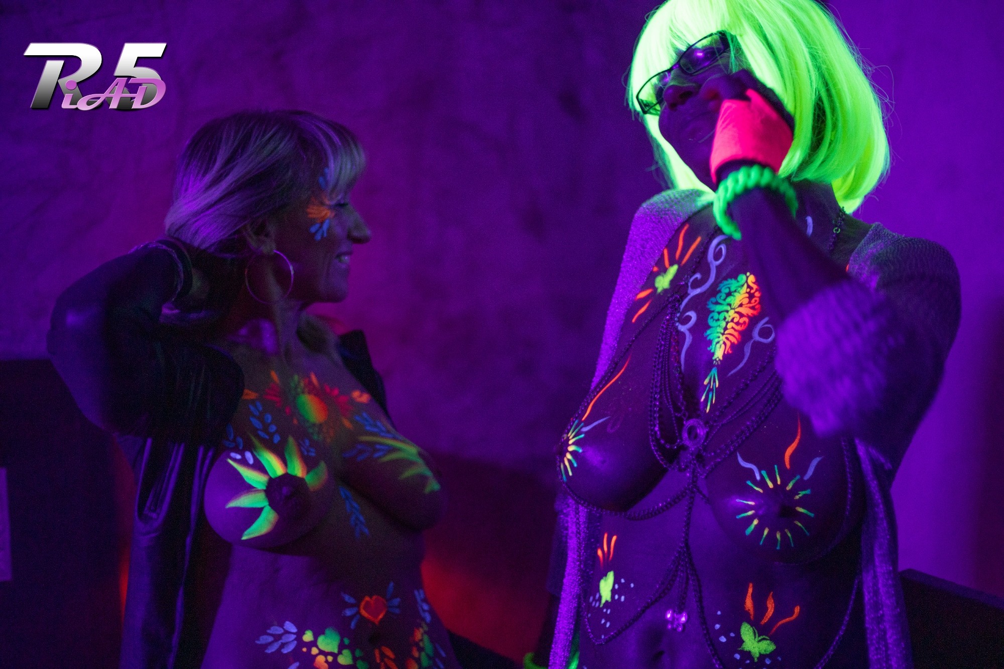 Fluo party 01 22 37 