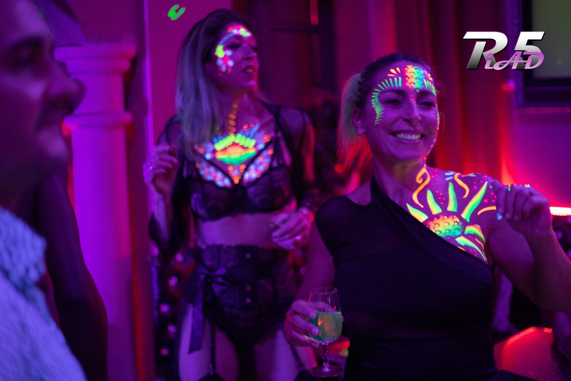 Fluo party 01 22 41 