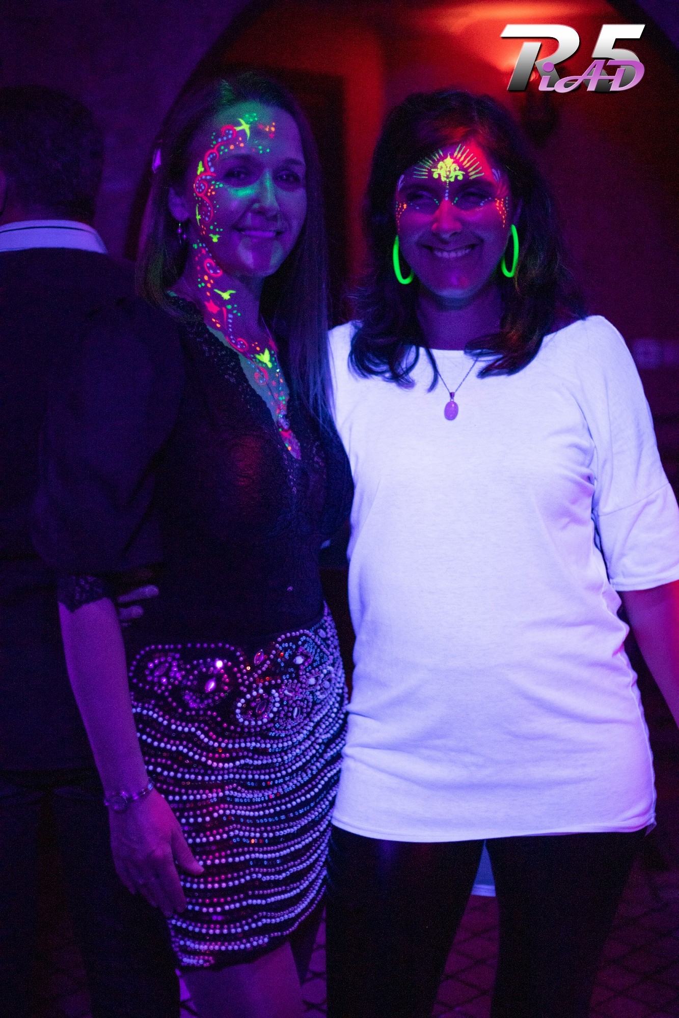 Fluo party 01 22 64 