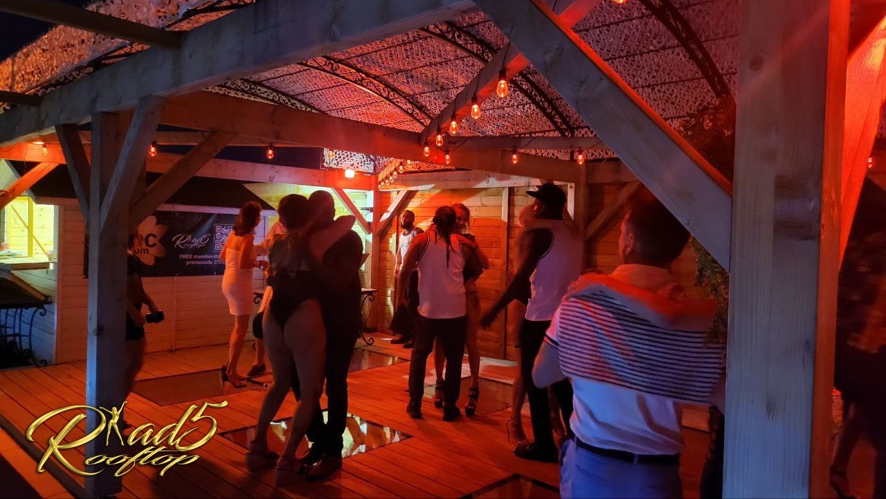 Kings party riad5