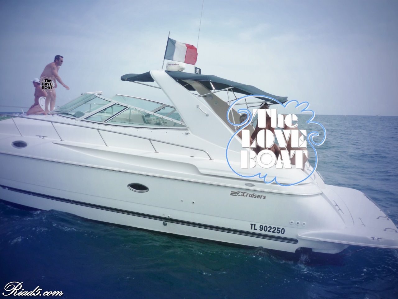 THELOVEBOAT SORTIE MER
