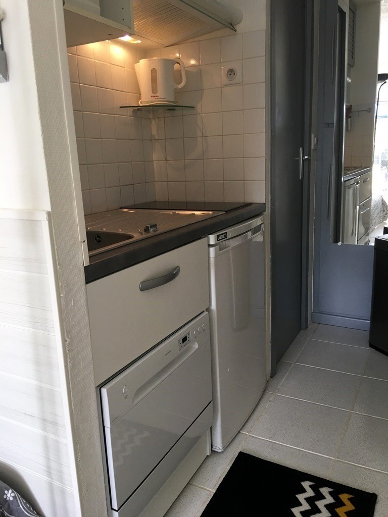 Studio standard village 10 