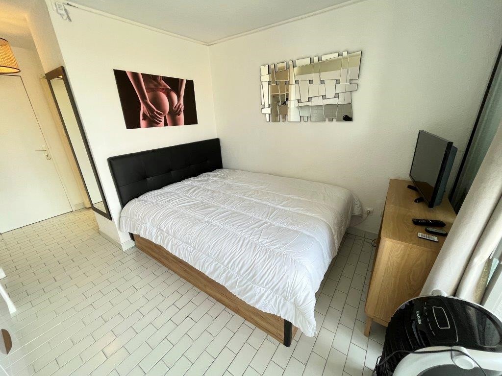 Studio standard village 118 