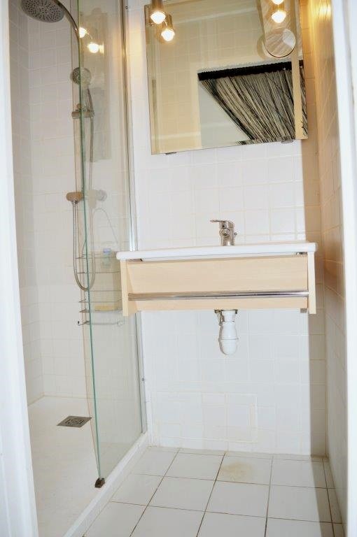 Studio standard village 164 