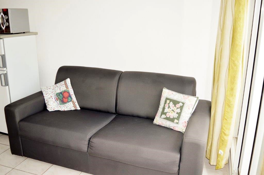Studio standard village 169 