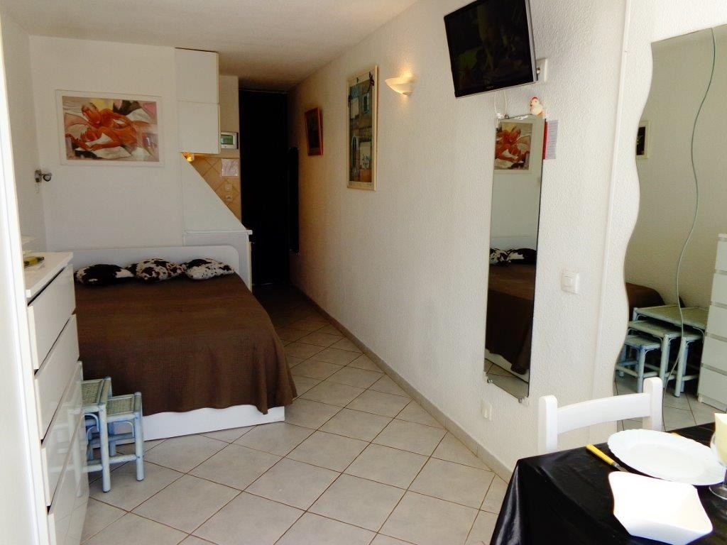 Studio standard village 49 