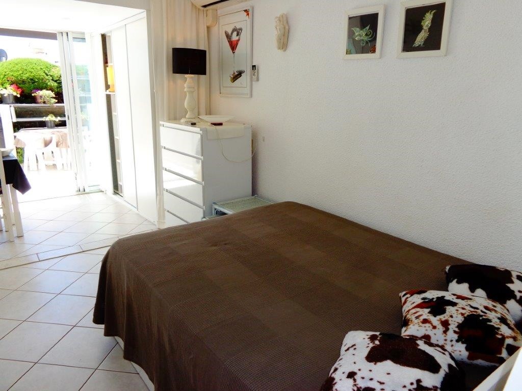 Studio standard village 52 