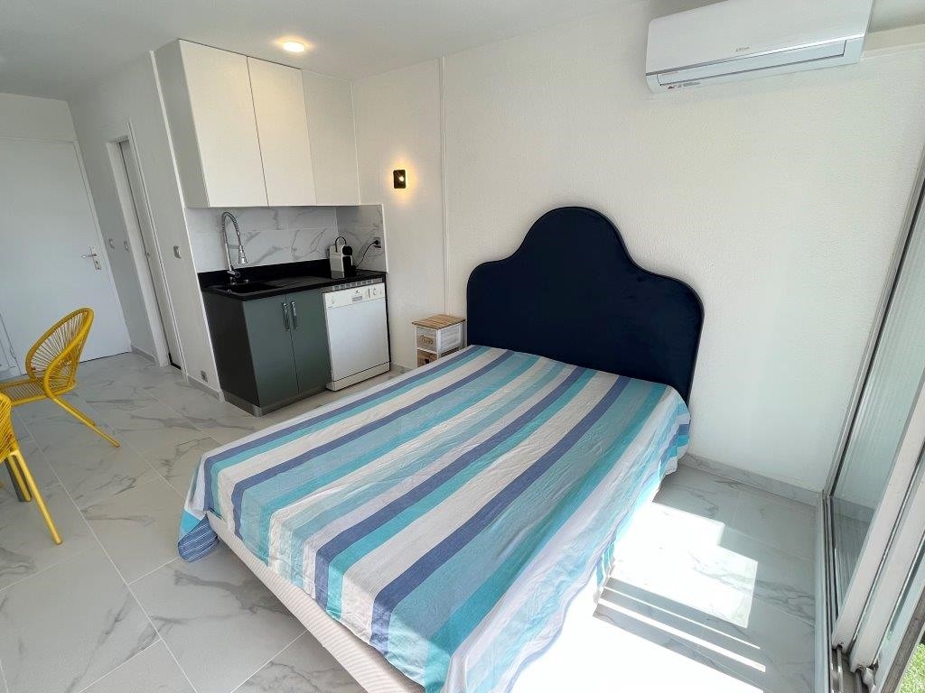 Studio standard village 85 