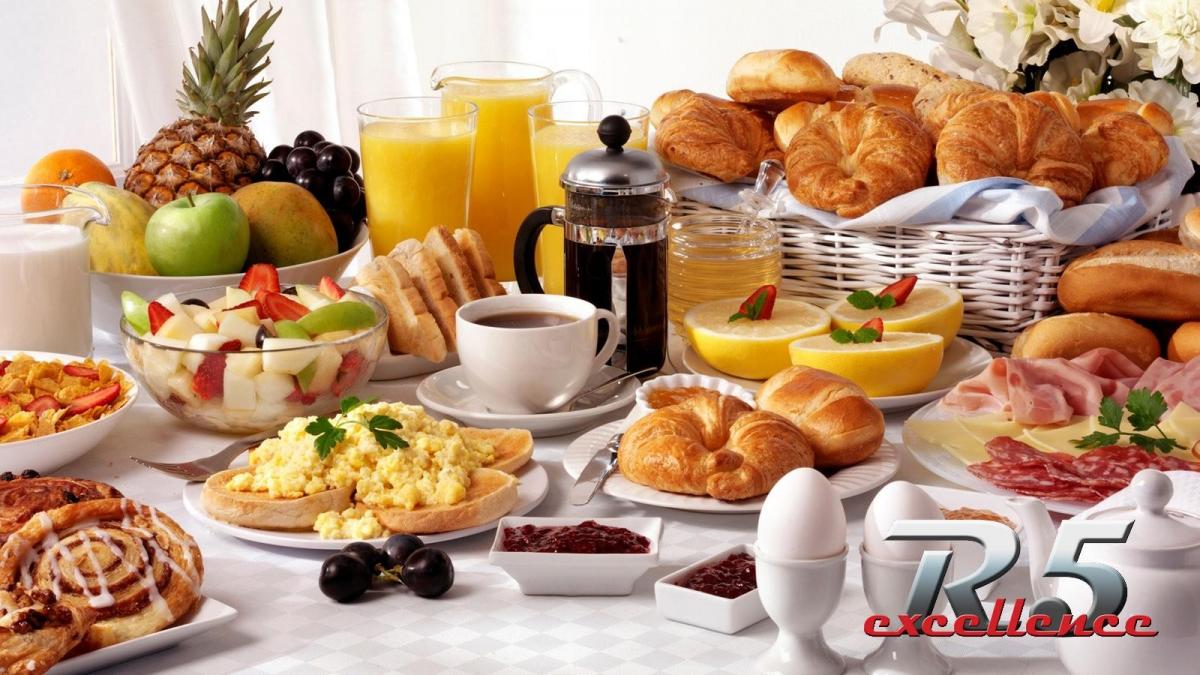 Riad 5 village new 2023 brunch buffet by tanya michel 1